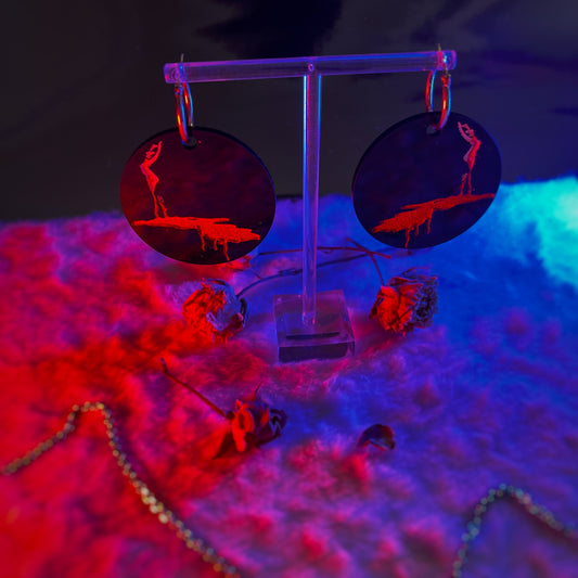 Spooky Glam: Unveiling the Best Horror Movie Jewelry Inspirations